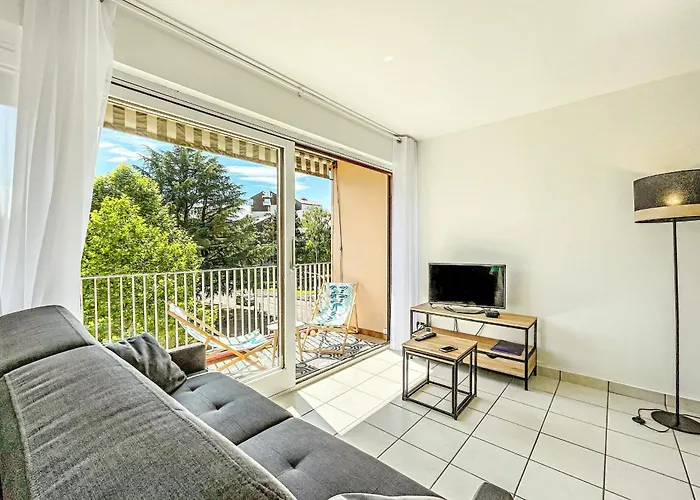 Annecy 1 Bedroom Apt With Balcony