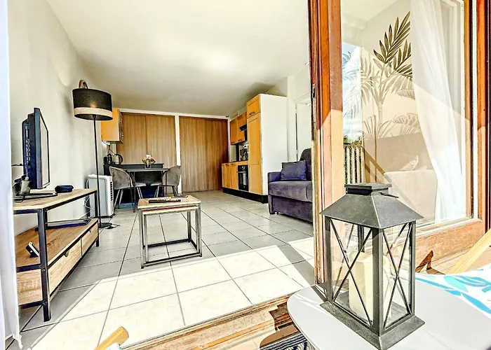 Annecy 1 Bedroom Apt With Balcony